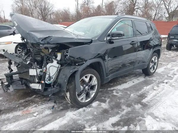 3C4NJDCB4LT128255 2020 JEEP COMPASS - Image 2