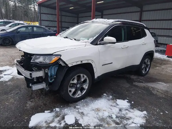 3C4NJDCB4LT132841 2020 JEEP COMPASS - Image 2