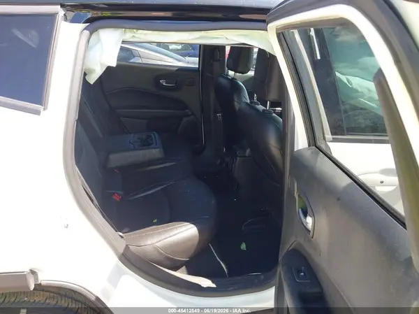 3C4NJDCB4LT168979 2020 JEEP COMPASS - Image 8
