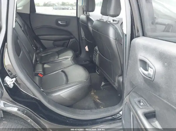 3C4NJDCB4LT233250 2020 JEEP COMPASS - Image 8