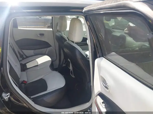 3C4NJDCB4LT234396 2020 JEEP COMPASS - Image 8