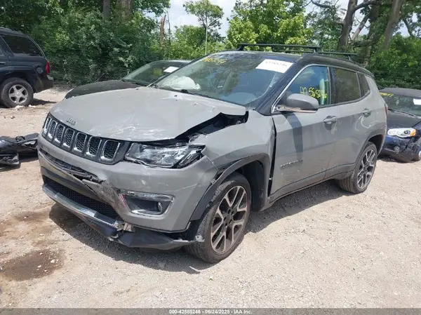 3C4NJDCB4LT244457 2020 JEEP COMPASS - Image 2