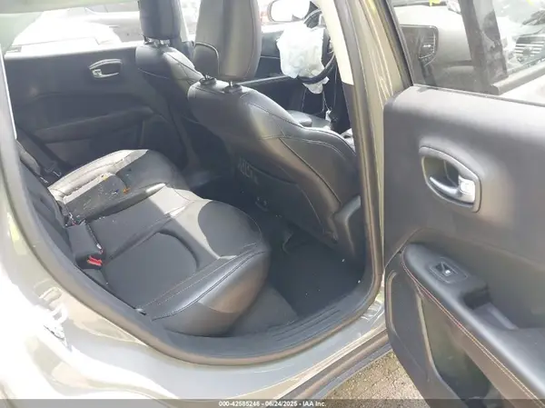 3C4NJDCB4LT244457 2020 JEEP COMPASS - Image 8