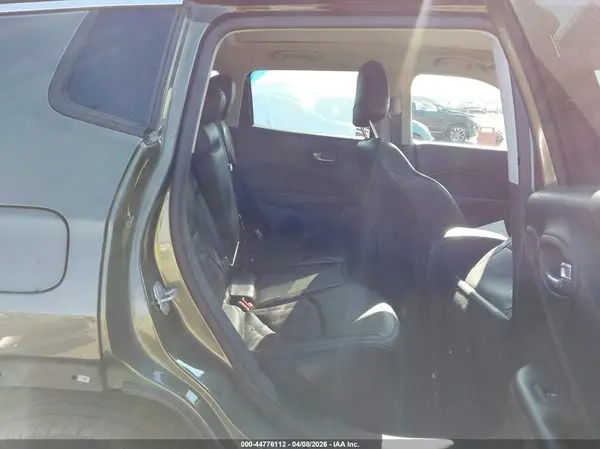 3C4NJDCB4MT512666 2021 JEEP COMPASS - Image 8