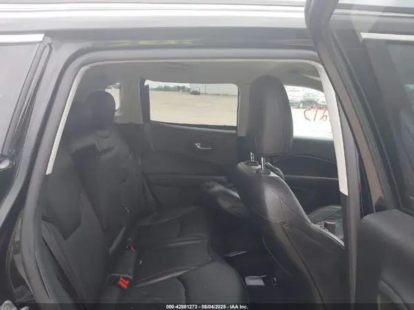 3C4NJDCB4MT513834 2021 JEEP COMPASS - Image 8