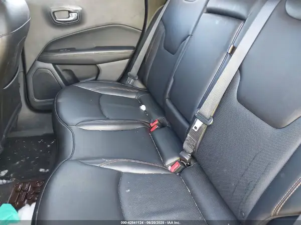 3C4NJDCB4MT538233 2021 JEEP COMPASS - Image 8