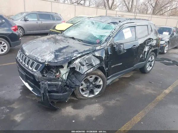3C4NJDCB4MT589831 2021 JEEP COMPASS - Image 2