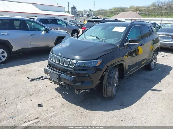 3C4NJDCB4NT108140 2022 JEEP COMPASS - Image 2