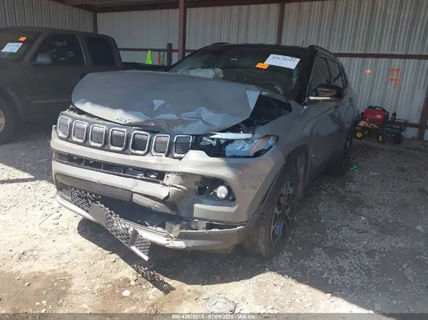 3C4NJDCB4NT114844 2022 JEEP COMPASS - Image 2