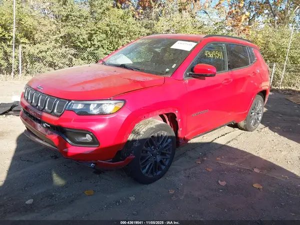 3C4NJDCB4NT135953 2022 JEEP COMPASS - Image 2