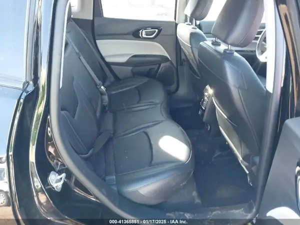 3C4NJDCB4NT150078 2022 JEEP COMPASS - Image 8