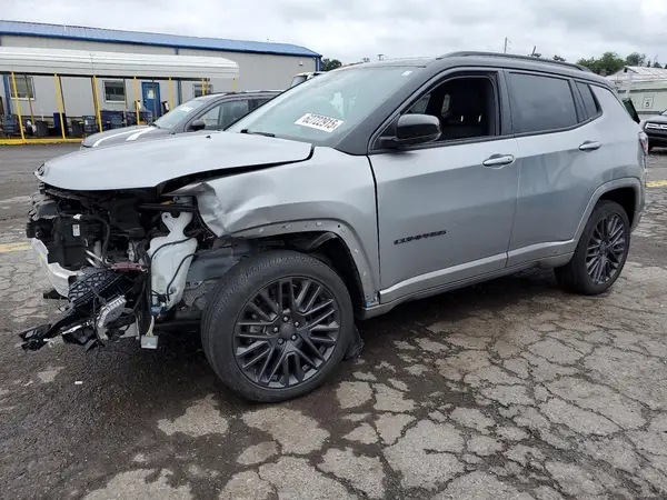 3C4NJDCB4NT157483 2022 JEEP COMPASS - Image 1