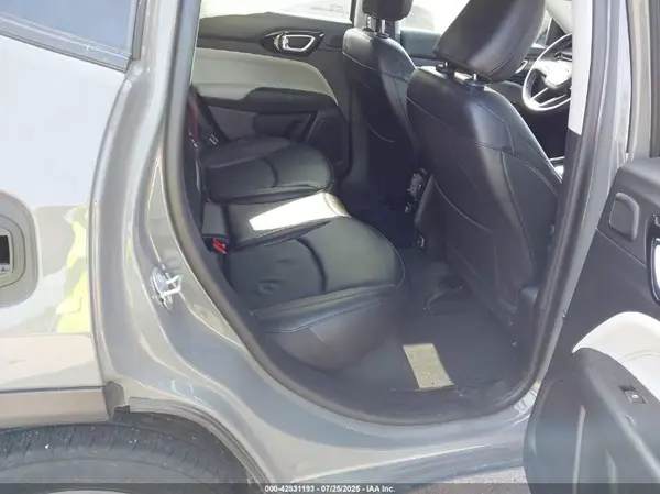 3C4NJDCB4NT159833 2022 JEEP COMPASS - Image 8