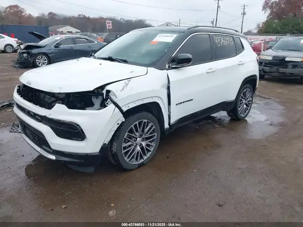 3C4NJDCB4NT160822 2022 JEEP COMPASS - Image 2
