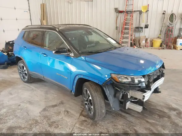 3C4NJDCB4NT171609 2022 JEEP COMPASS - Image 1