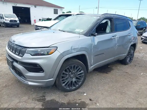 3C4NJDCB4NT183453 2022 JEEP COMPASS - Image 2