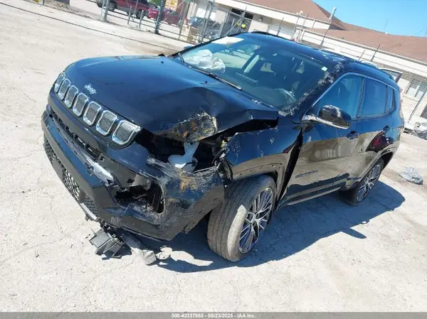 3C4NJDCB4NT189558 2022 JEEP COMPASS - Image 2