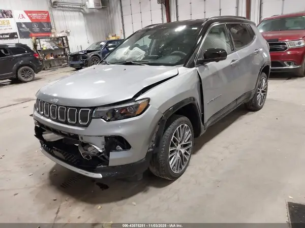 3C4NJDCB4NT189995 2022 JEEP COMPASS - Image 2