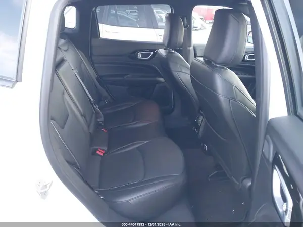 3C4NJDCB4NT190273 2022 JEEP COMPASS - Image 8
