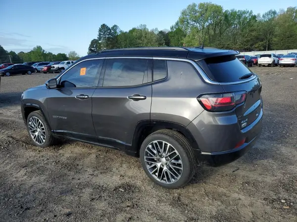 3C4NJDCB4NT210246 2022 JEEP COMPASS - Image 2