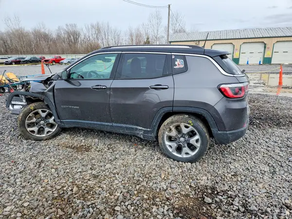 3C4NJDCB5HT616959 2017 JEEP COMPASS - Image 2