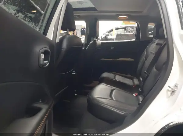 3C4NJDCB5HT661450 2017 JEEP COMPASS - Image 8