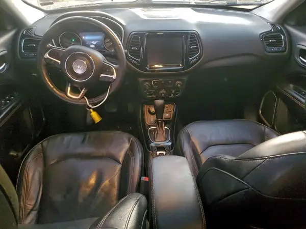 3C4NJDCB5HT665613 2017 JEEP COMPASS - Image 8