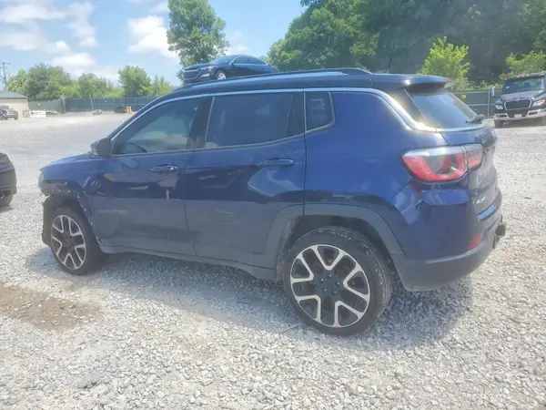3C4NJDCB5JT101742 2018 JEEP COMPASS - Image 2