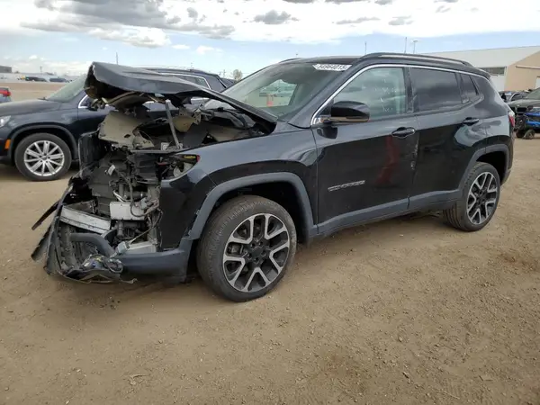 3C4NJDCB5JT104687 2018 JEEP COMPASS - Image 1