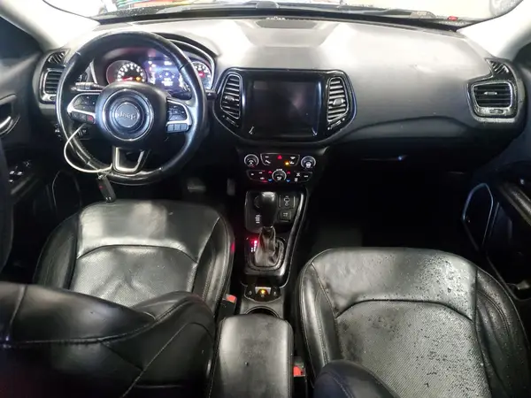3C4NJDCB5JT153498 2018 JEEP COMPASS - Image 8