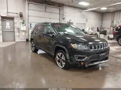 3C4NJDCB5JT153663 2018 JEEP COMPASS
