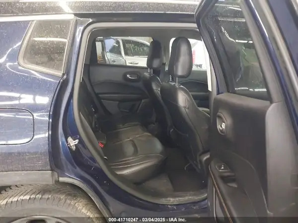 3C4NJDCB5JT180216 2018 JEEP COMPASS - Image 8