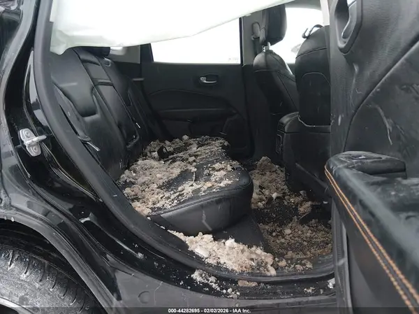 3C4NJDCB5JT199350 2018 JEEP COMPASS - Image 8