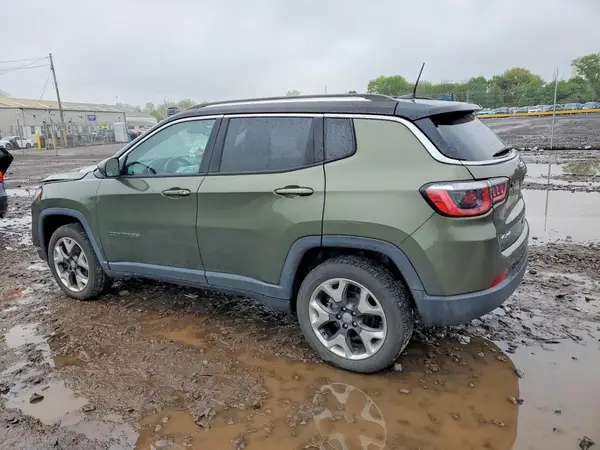 3C4NJDCB5JT212792 2018 JEEP COMPASS - Image 2