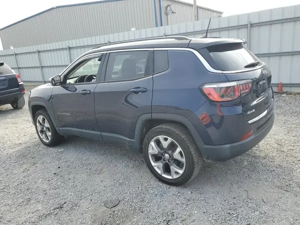 3C4NJDCB5JT246196 2018 JEEP COMPASS - Image 2