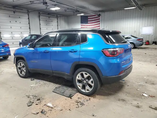 3C4NJDCB5JT252399 2018 JEEP COMPASS - Image 2