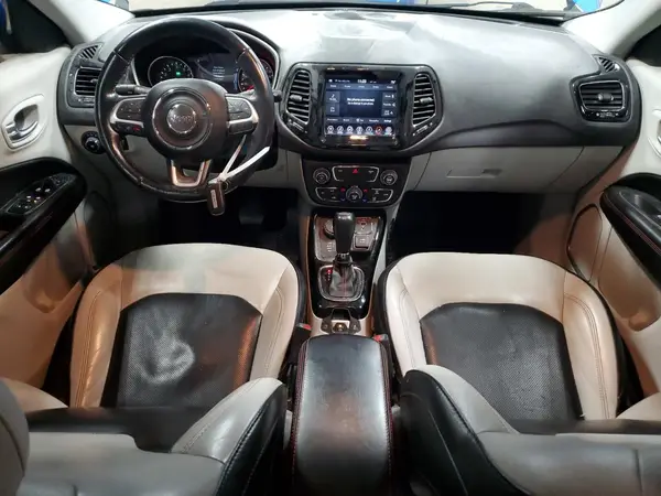 3C4NJDCB5JT252399 2018 JEEP COMPASS - Image 8