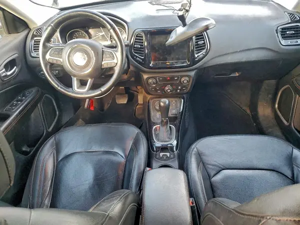 3C4NJDCB5JT266321 2018 JEEP COMPASS - Image 8
