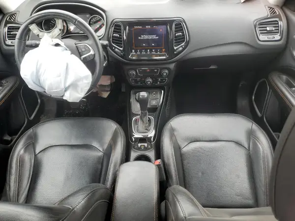 3C4NJDCB5JT267226 2018 JEEP COMPASS - Image 8