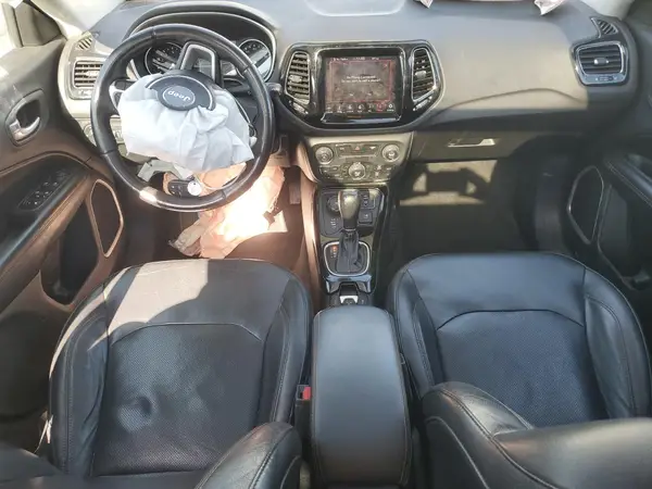 3C4NJDCB5JT281014 2018 JEEP COMPASS - Image 8