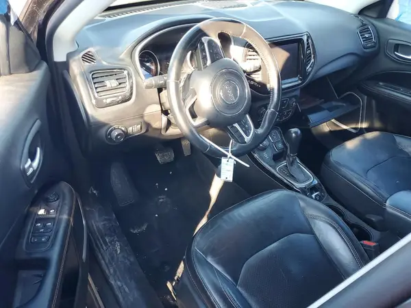 3C4NJDCB5JT282633 2018 JEEP COMPASS - Image 8