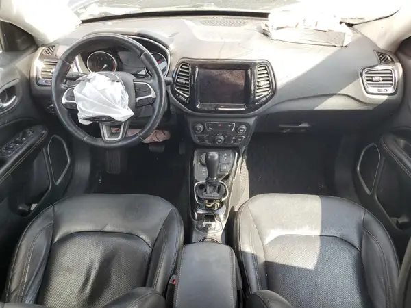 3C4NJDCB5JT290697 2018 JEEP COMPASS - Image 8
