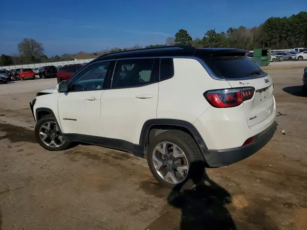 3C4NJDCB5JT307806 2018 JEEP COMPASS - Image 2