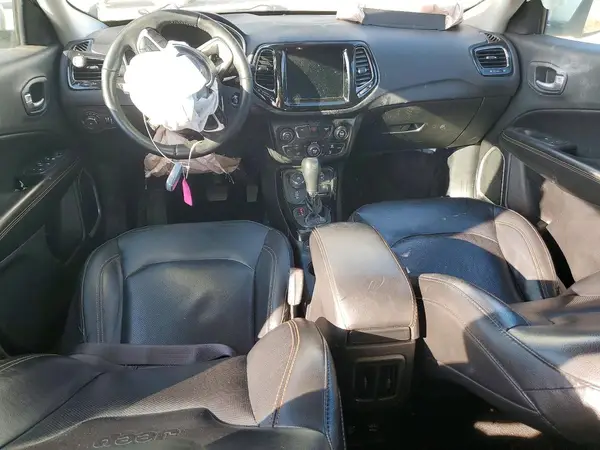 3C4NJDCB5JT307806 2018 JEEP COMPASS - Image 8
