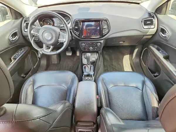 3C4NJDCB5JT329112 2018 JEEP COMPASS - Image 8