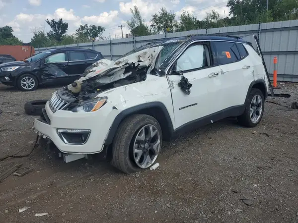 3C4NJDCB5JT329143 2018 JEEP COMPASS - Image 1