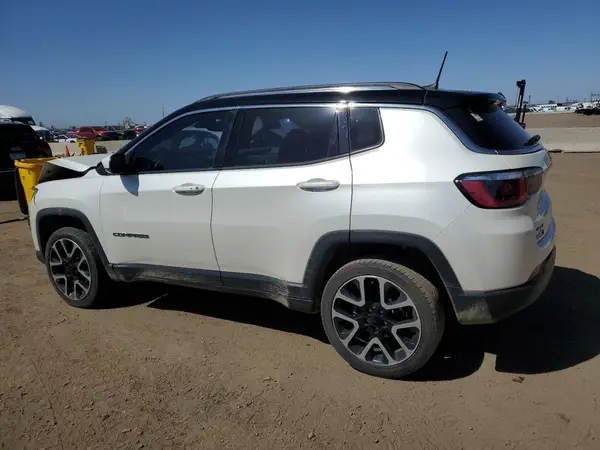 3C4NJDCB5JT337033 2018 JEEP COMPASS - Image 2