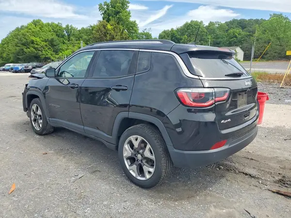 3C4NJDCB5JT341342 2018 JEEP COMPASS - Image 2