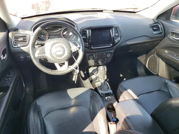 3C4NJDCB5JT349022 2018 JEEP COMPASS - Image 8