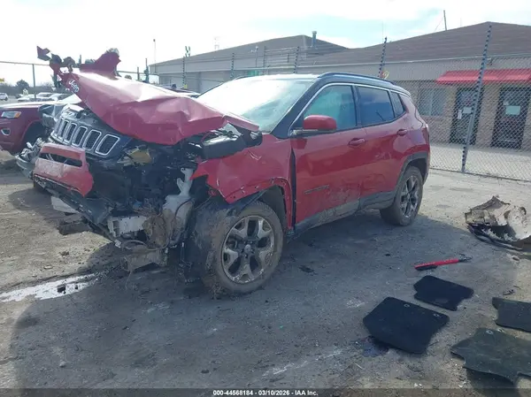 3C4NJDCB5JT360456 2018 JEEP COMPASS - Image 2